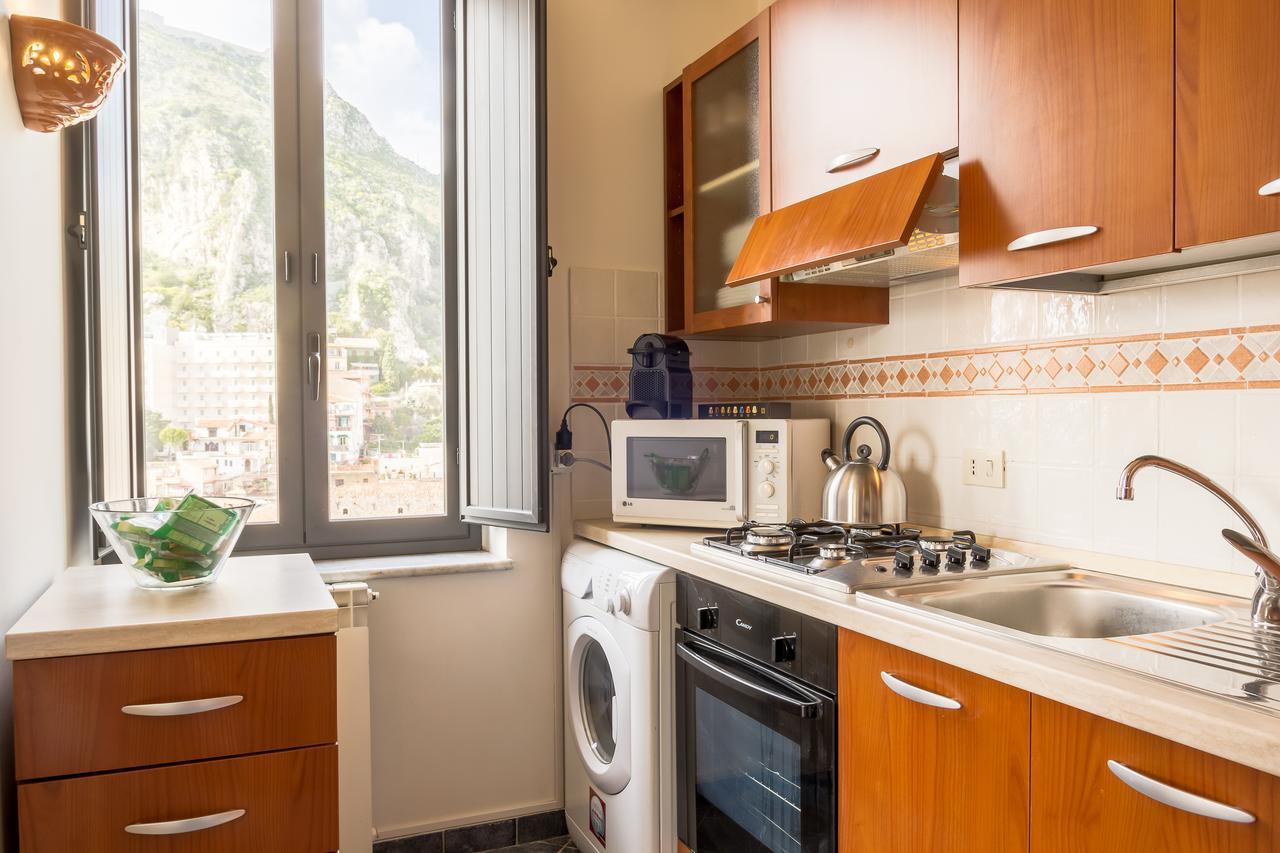 Amartia Apartments Taormina Exteriör bild