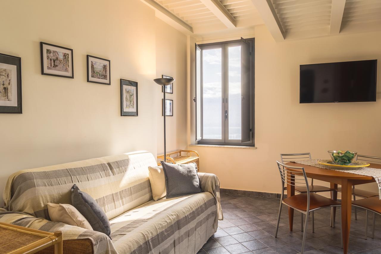 Amartia Apartments Taormina Exteriör bild
