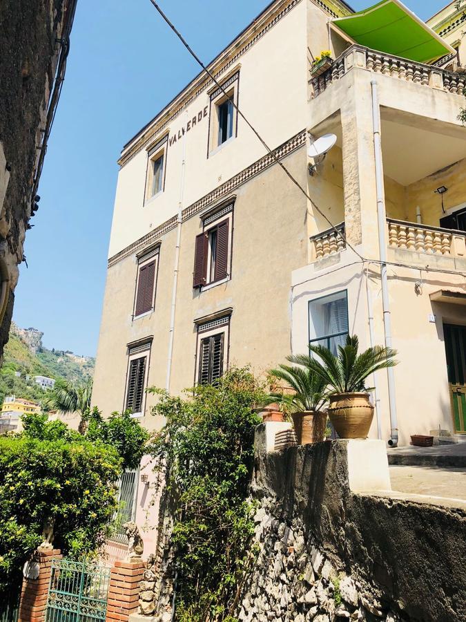 Amartia Apartments Taormina Exteriör bild