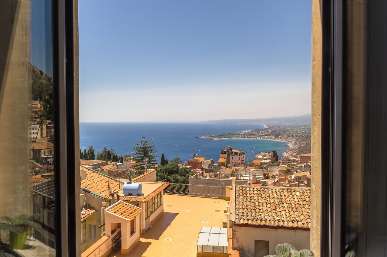 Amartia Apartments Taormina Exteriör bild