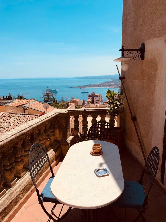 Amartia Apartments Taormina Exteriör bild